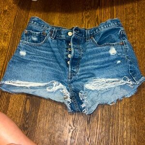 Levi shorts